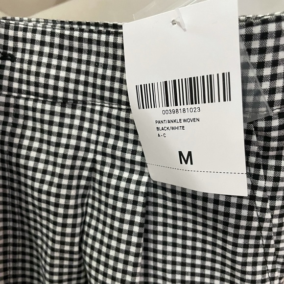Forever 21 Gingham Checkered Pants- MEDIUM - Picture 4 of 6